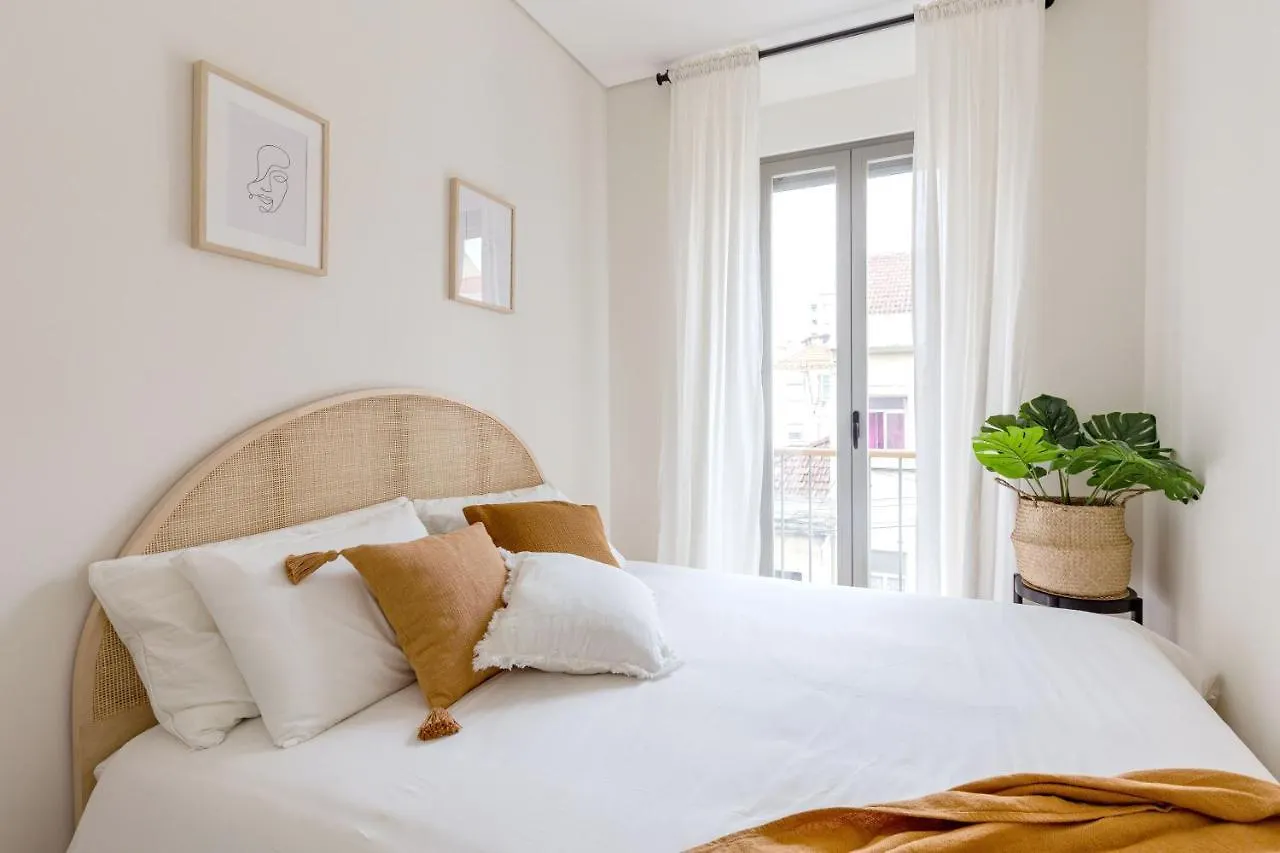 Casa Boma Lisboa - Modern & Luminous Apartment With Balcony - Alcantara I Portugal