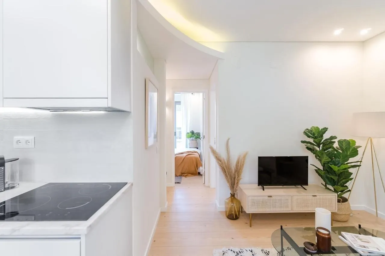Casa Boma Lisboa - Modern & Luminous Apartment With Balcony - Alcantara I Portugal